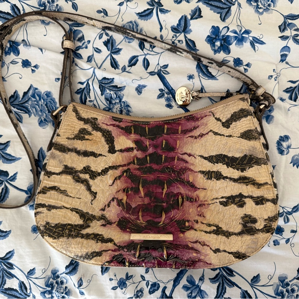 Brahmin Cream and Brown Crossbody Bag with Chic Design